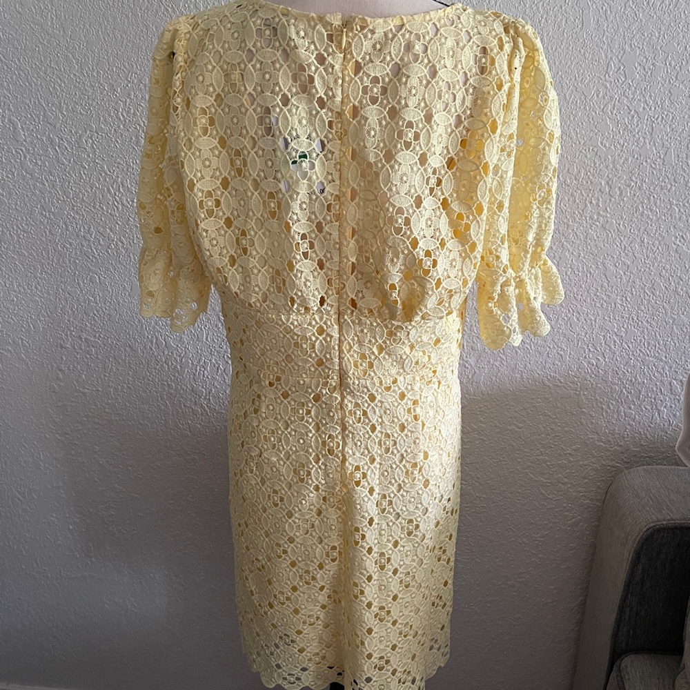 Michael Kors Floral Medallion Lace Dress - Picture 6 of 7